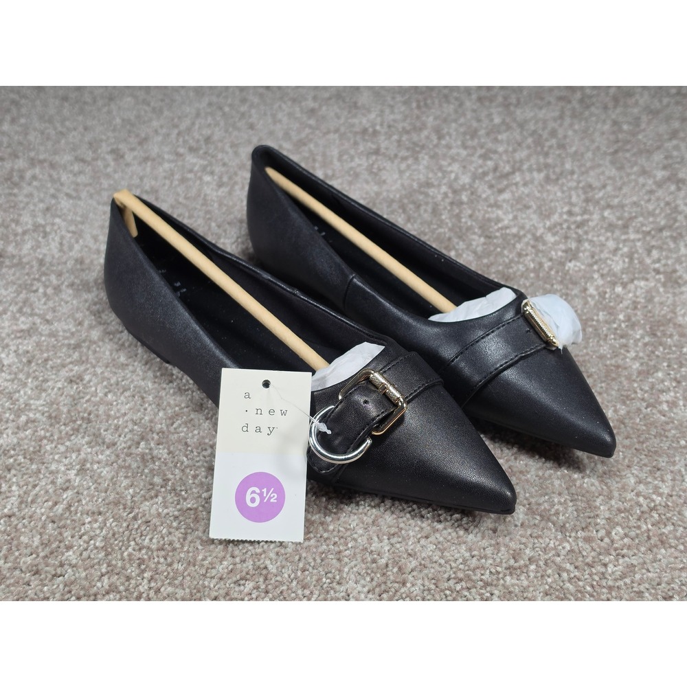 A New Day Valentina Black Pointed Toe Buckle Flats Memory Foam Shoes 6.5